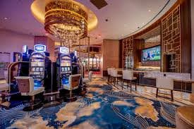 Diamond Empire live-dealer table at cafeqq login with multiple camera angles and betting interface